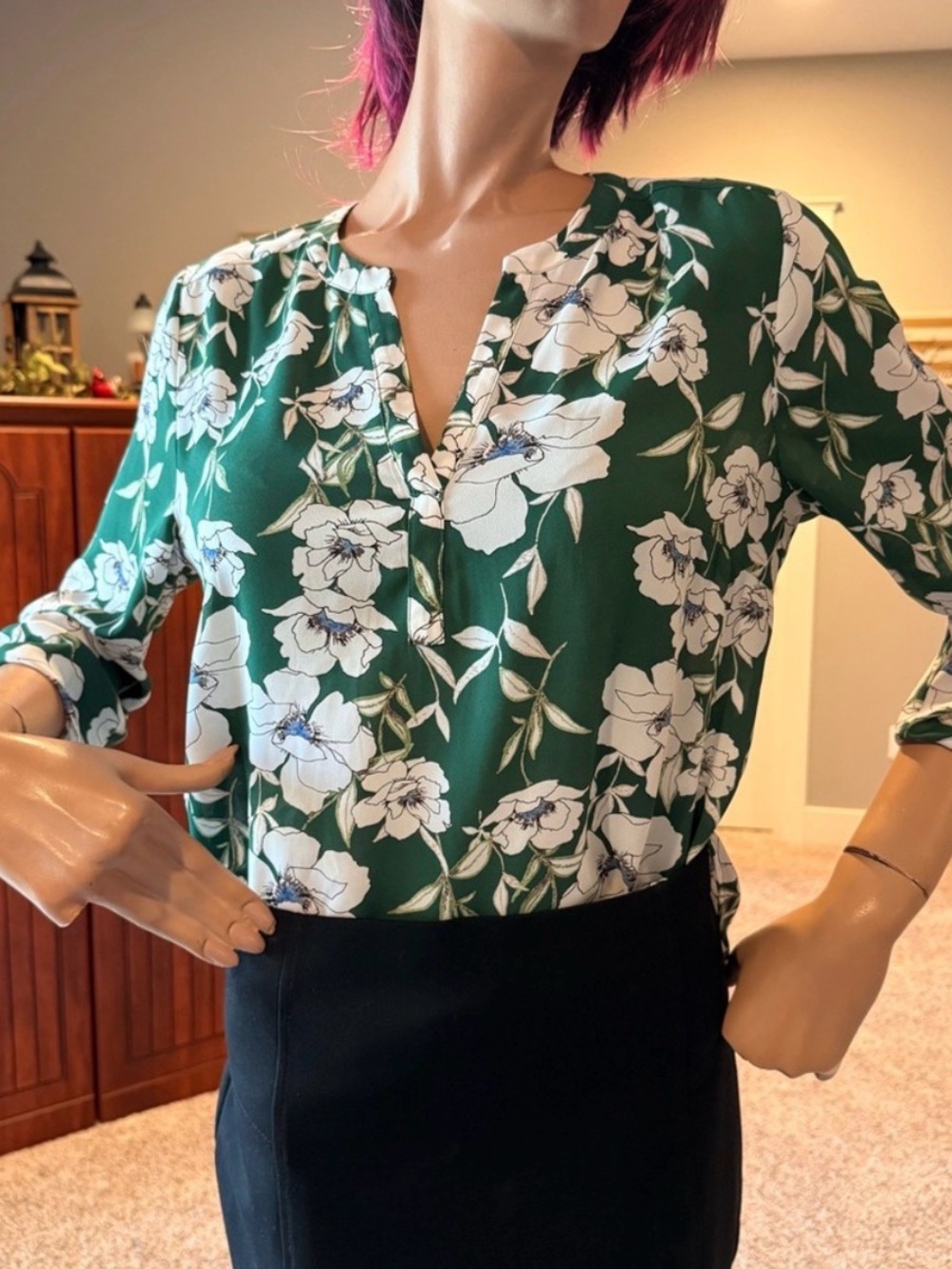 Daniel Rainn Green Floral V-Neck Blouse